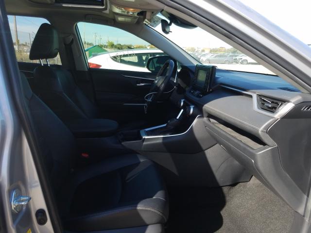 2019 TOYOTA RAV4 XLE P JTMC1RFV1KD021890