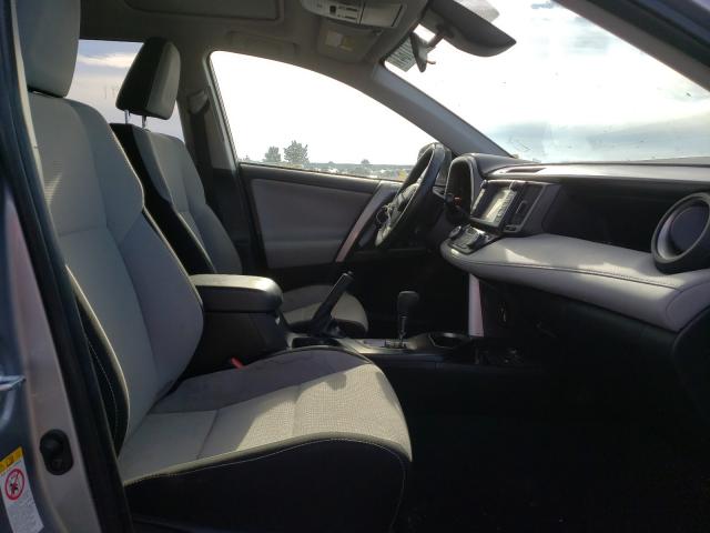 2018 TOYOTA RAV4 HV LE JTMRJREV3JD240392
