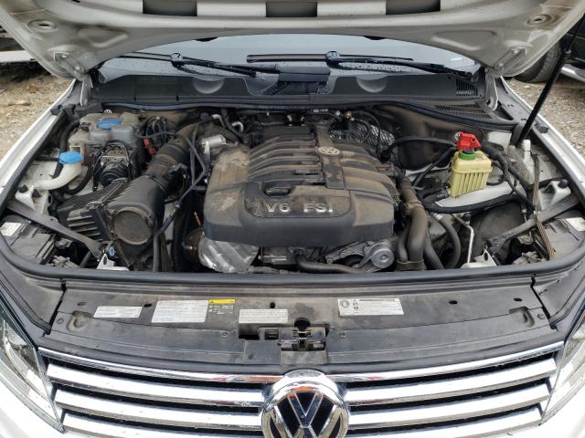 2016 VOLKSWAGEN TOUAREG SP WVGEF9BP0GD010187