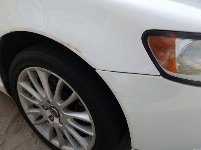 2011 VOLVO S40 T5 YV1672MS7B2539729