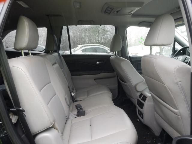 2018 HONDA PILOT TOUR 5FNYF5H92JB027611
