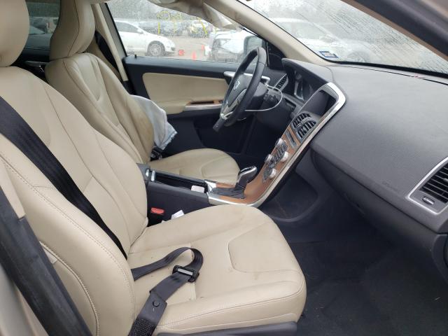 2017 VOLVO XC60 T5 IN YV440MDU9H2176726