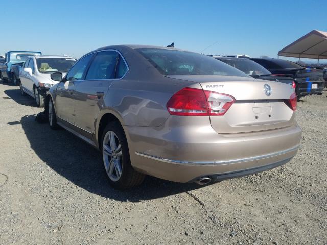 2015 VOLKSWAGEN PASSAT SEL 1VWCV7A33FC117897