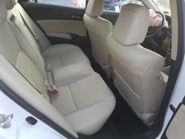 2017 ACURA ILX BASE W 19UDE2F38HA000965