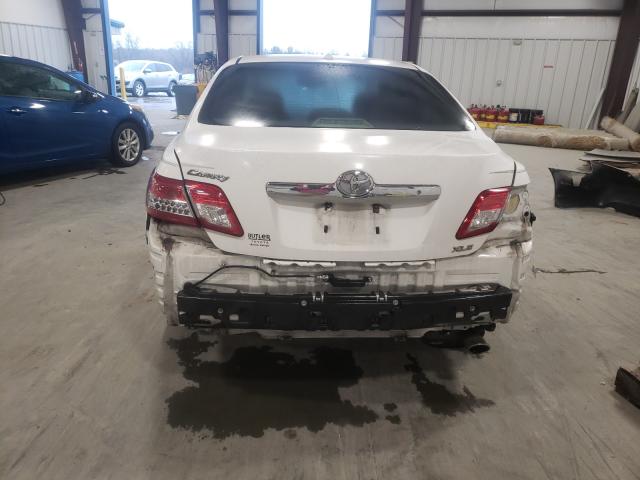 2011 TOYOTA CAMRY 4T1BF3EK4BU664120