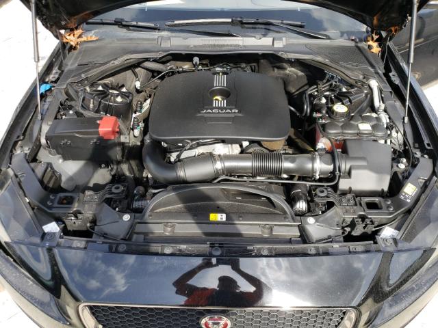2017 JAGUAR XE SAJAR4BG6HA976139