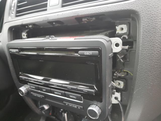 2015 VOLKSWAGEN JETTA BASE 3VW1K7AJ3FM319975