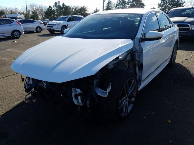 2017 VOLKSWAGEN PASSAT R-L 1VWDT7A35HC000481