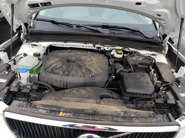 2019 VOLVO XC40 T5 MO YV4162UK5K2147073