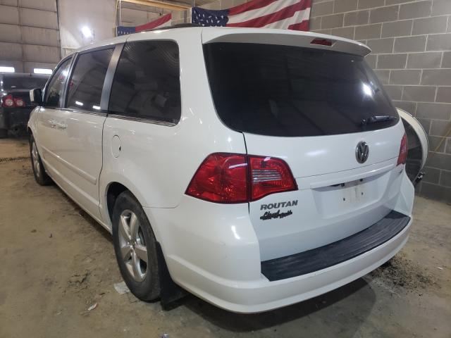 2011 VOLKSWAGEN ROUTAN SEL 2V4RW5DG8BR642880