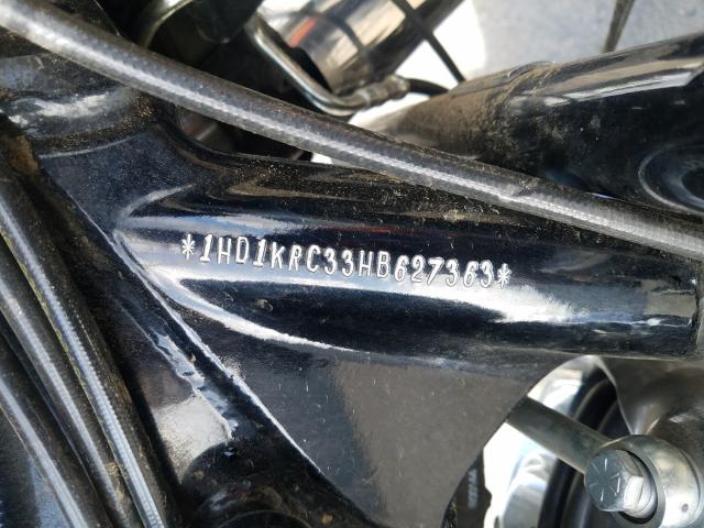 2017 HARLEY-DAVIDSON FLHXS STRE - 1HD1KRC33HB627363