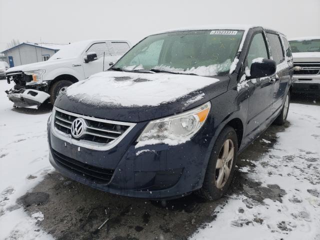 2010 VOLKSWAGEN ROUTAN SE 2V4RW3D18AR272447
