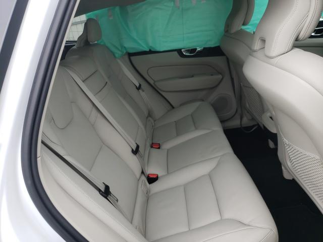 2019 VOLVO XC60 T5 MO LYV102DK5KB340536