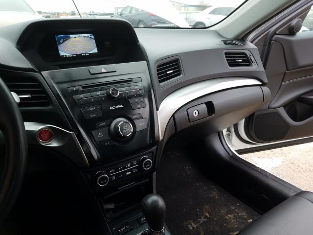 2017 ACURA ILX BASE W 19UDE2F36HA015383