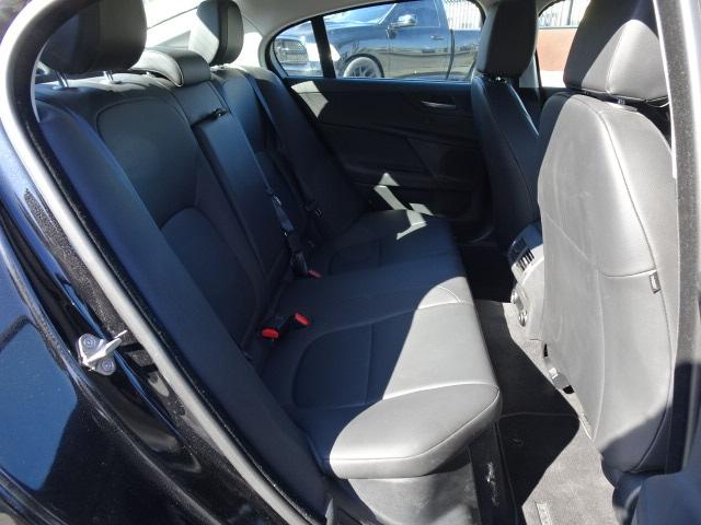 2019 JAGUAR XE SAJAS4FX1KCP52738