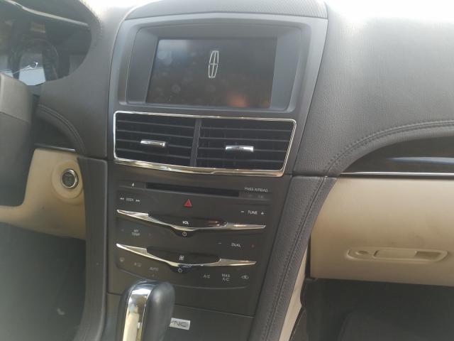 2015 LINCOLN MKT 2LMHJ5FK8FBL04268