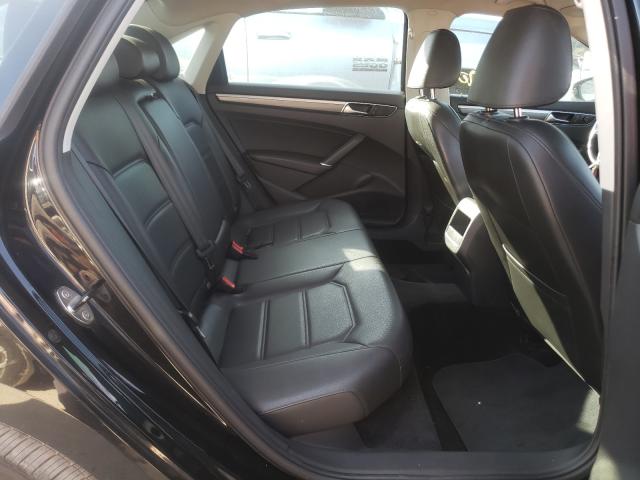 2017 VOLKSWAGEN PASSAT R-L 1VWDT7A31HC082564
