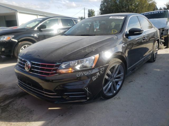 2017 VOLKSWAGEN PASSAT R-L 1VWDT7A31HC082564