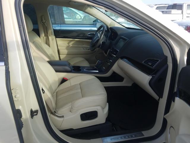 2015 LINCOLN MKT 2LMHJ5FK8FBL04268