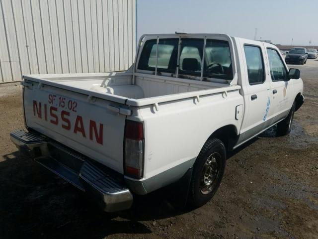 nissan pickup 2002 model