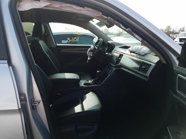 2019 VOLKSWAGEN ATLAS SE 1V2YR2CA1KC611941