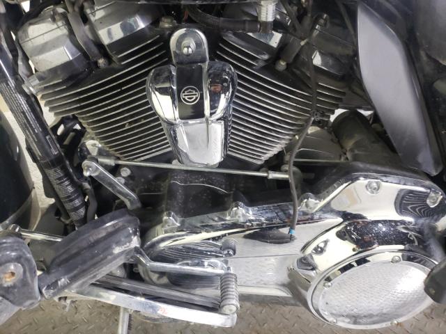 2017 HARLEY-DAVIDSON FLHTCU ULT 1HD1FCC19HB604900