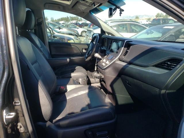 2017 TOYOTA SIENNA SE 5TDXZ3DC0HS832554