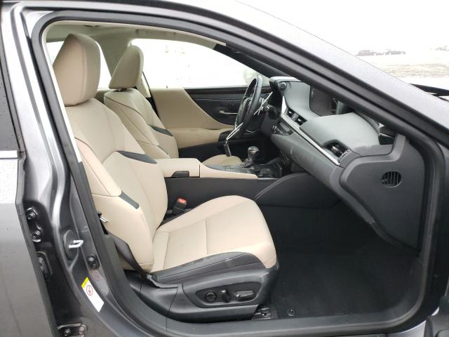 2019 LEXUS ES 300H JTHB21B18K2039116