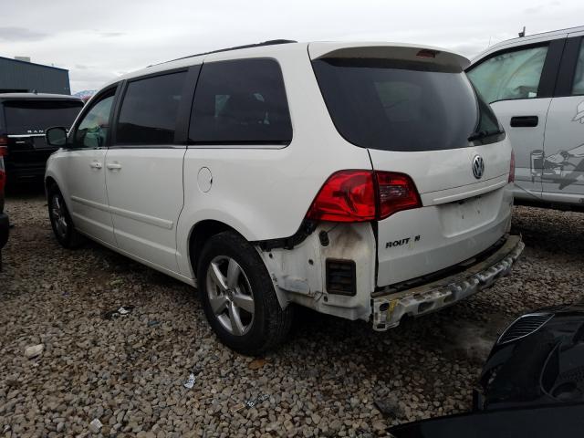 2011 VOLKSWAGEN ROUTAN SE 2V4RW3DG6BR625693