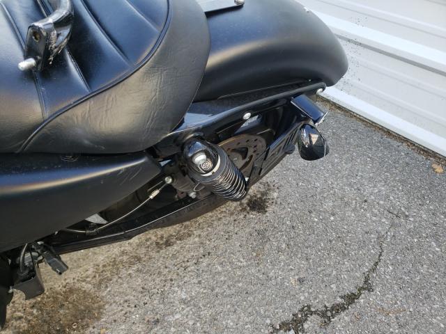 2018 HARLEY-DAVIDSON XL883 IRON 1HD4LE216JC429024