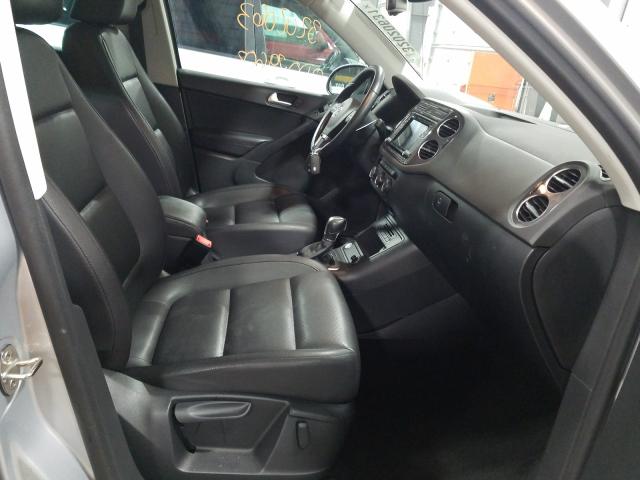 2017 VOLKSWAGEN TIGUAN WOL WVGSV7AX4HK002599
