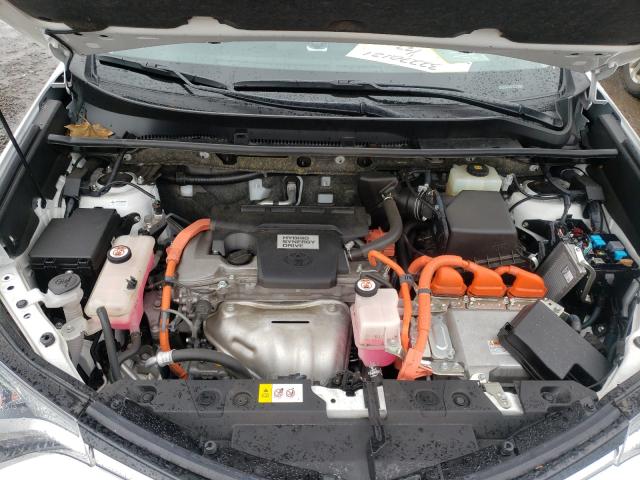 2017 TOYOTA RAV4 HV LE - JTMRJREVXHD118199