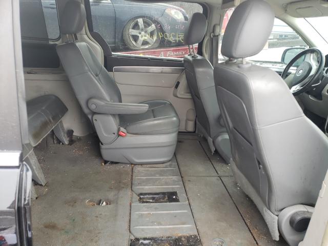 2010 VOLKSWAGEN ROUTAN SE 2V4RW3D1XAR199291