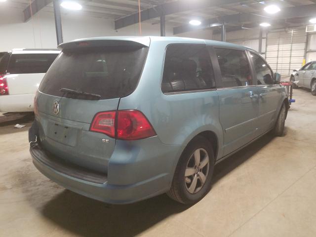 2010 VOLKSWAGEN ROUTAN SE 2V4RW3D17AR281690