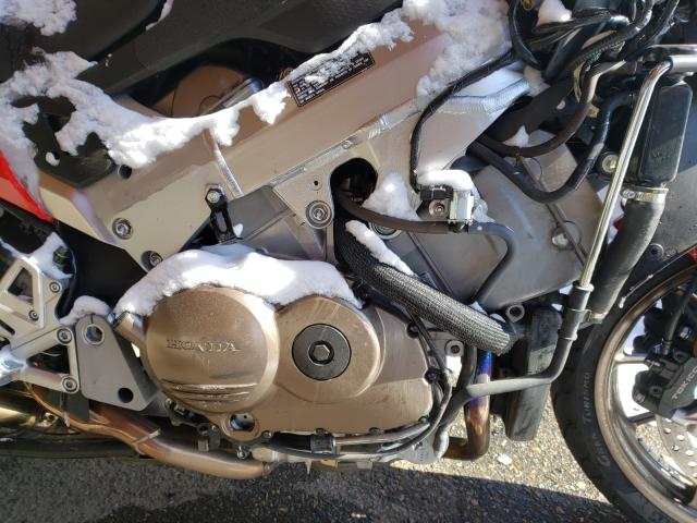 2015 HONDA VFR800 F JH2RC7955FK100282