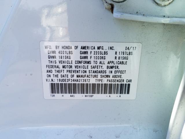 2017 ACURA ILX BASE W 19UDE2F34HA013972