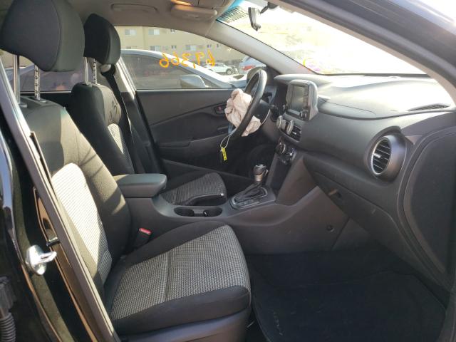 2018 HYUNDAI KONA SEL KM8K22AA5JU070086