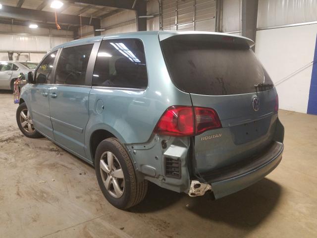 2010 VOLKSWAGEN ROUTAN SE 2V4RW3D17AR281690