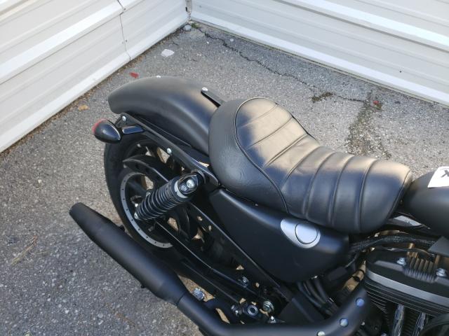 2018 HARLEY-DAVIDSON XL883 IRON 1HD4LE216JC429024