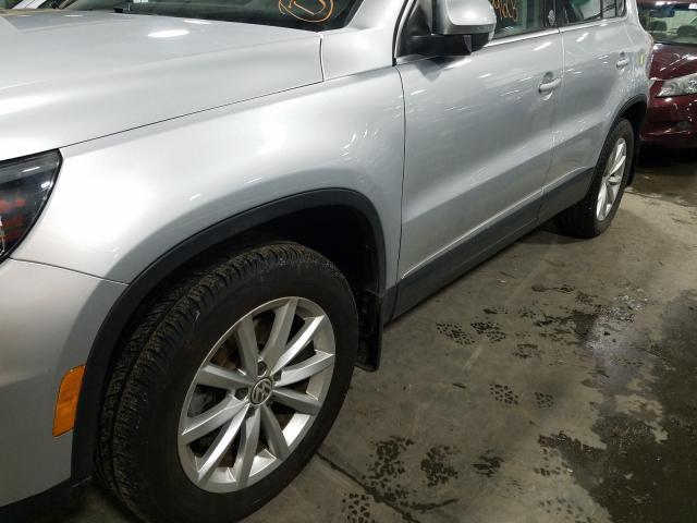 2017 VOLKSWAGEN TIGUAN WOL WVGSV7AX4HK002599