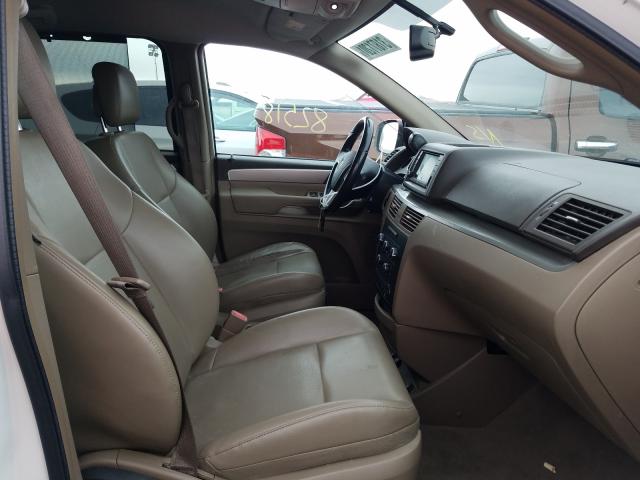 2011 VOLKSWAGEN ROUTAN SE 2V4RW3DG6BR625693