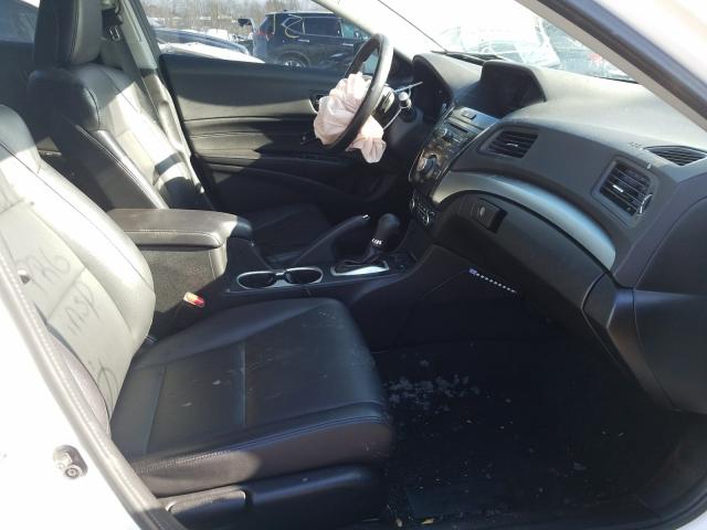 2017 ACURA ILX BASE W 19UDE2F34HA013972