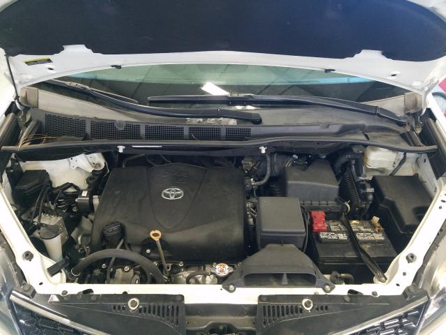 2019 TOYOTA SIENNA SE 5TDXZ3DC5KS985678