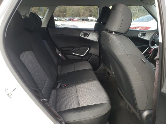 2021 KIA SOUL LX KNDJ23AU4M7125128