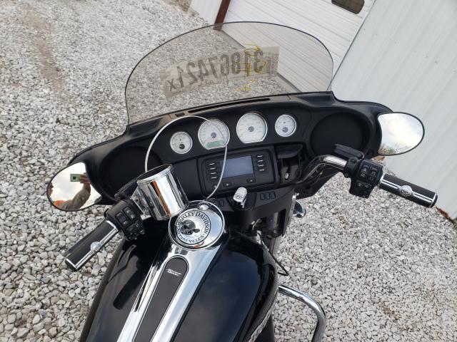 2016 HARLEY-DAVIDSON FLHX STREE 1HD1KBM12GB685869
