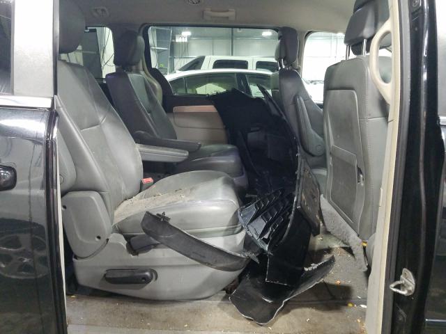 2011 VOLKSWAGEN ROUTAN SE 2V4RW3DGXBR691602