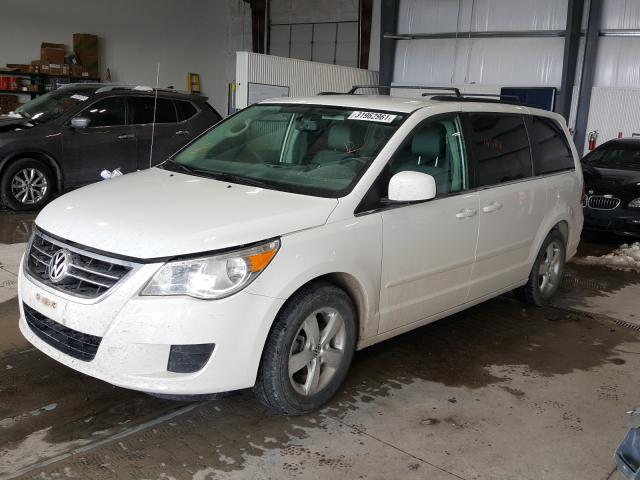 2011 VOLKSWAGEN ROUTAN SE 2V4RW3DG5BR642050
