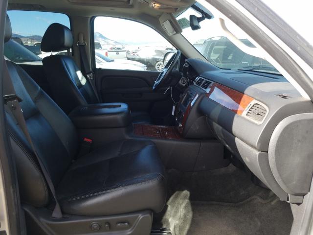 2011 CHEVROLET TAHOE K150 1GNSKCE03BR374492