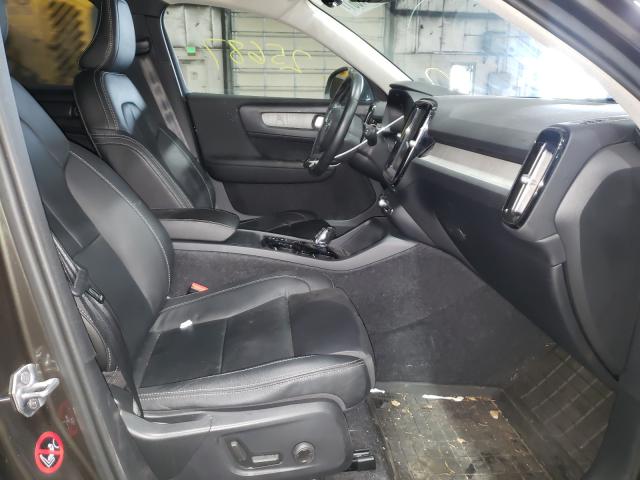 2019 VOLVO XC40 T5 IN YV4162UL0K2060089