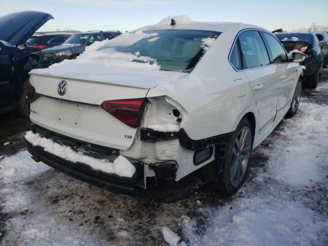 2017 VOLKSWAGEN PASSAT R-L 1VWDT7A39HC013024